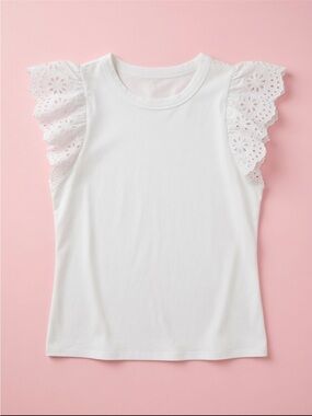 NWT Free Assembly White Eyelet Flutter Tank Size M